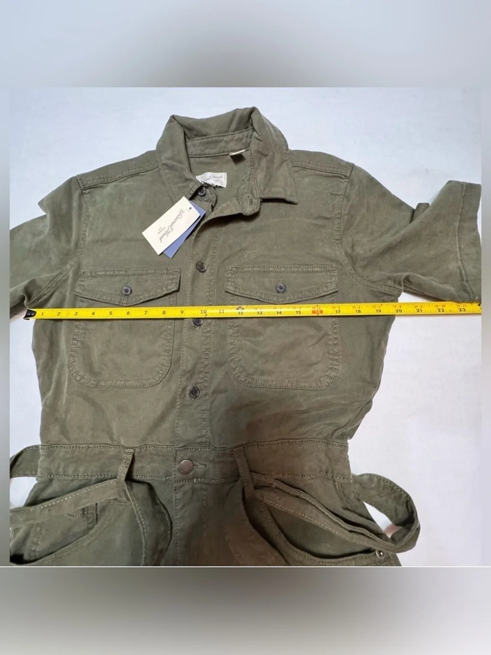 Universal Thread women short